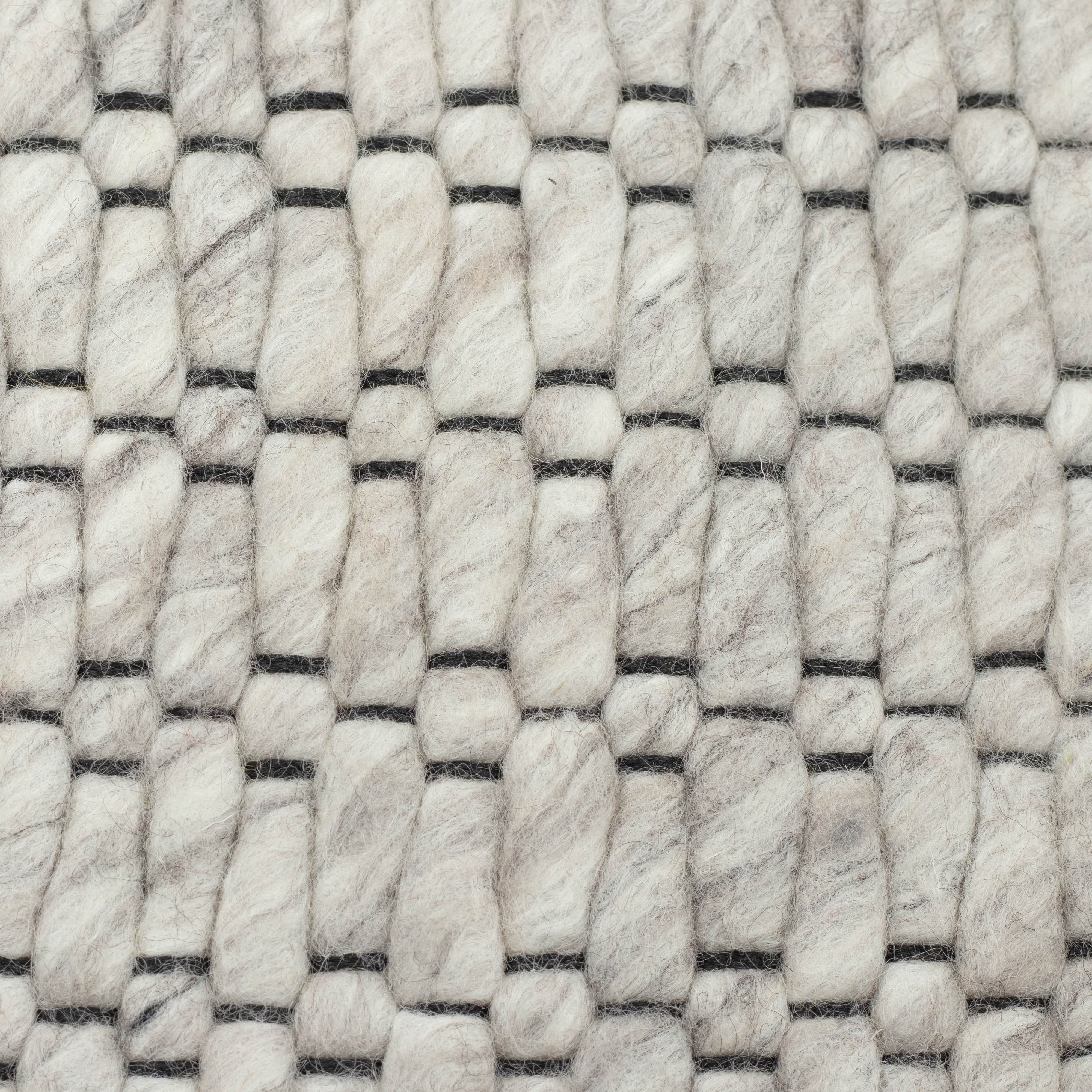 Brinker Carpets San Remo 815